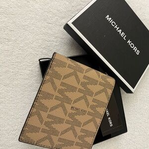 Michael Kors Tan Geometric Card Holder
